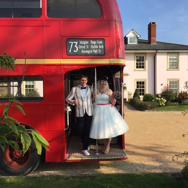 Как арендовать автобус на свадьбу