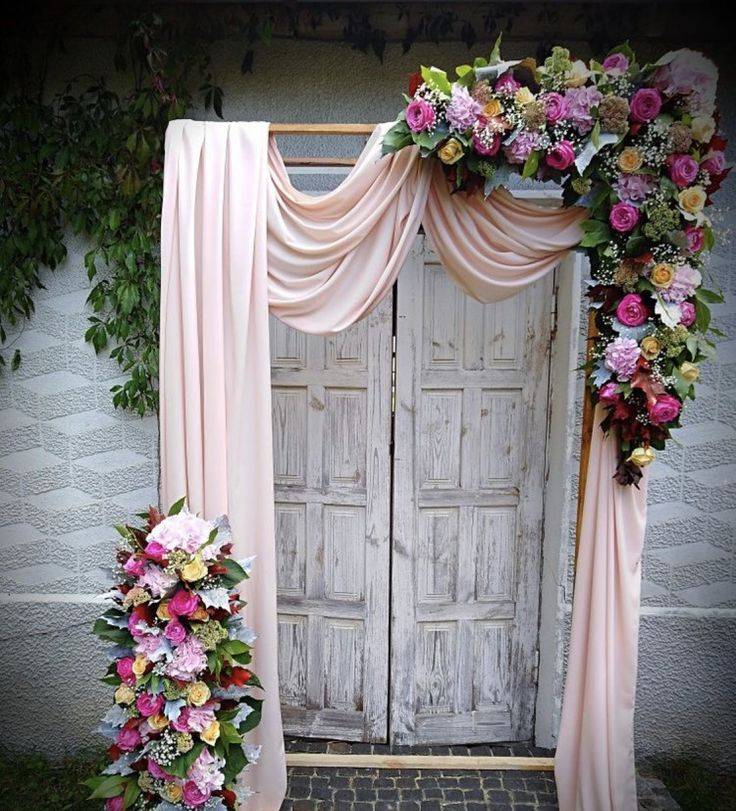 Свадебная арка: дверь в новую жизнь