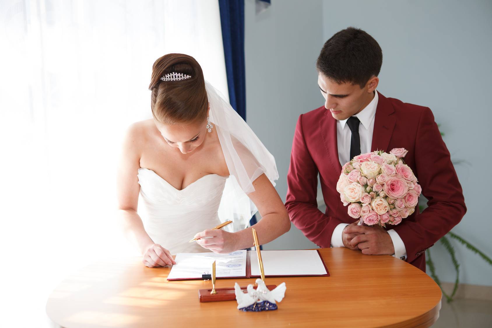 Всё, что вам надо знать о рассадке гостей на свадьбе | wedding blog