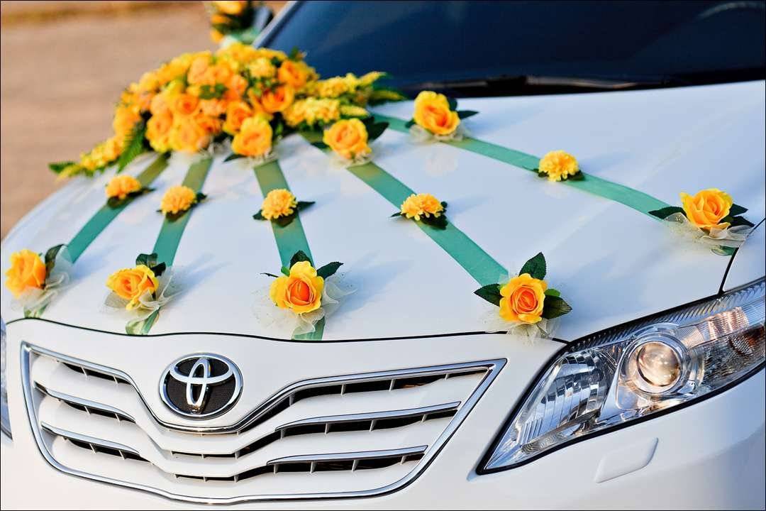 Украшение автомобиля на свадьбу. Как сделать свадебный кортеж самым красивым и креативным?