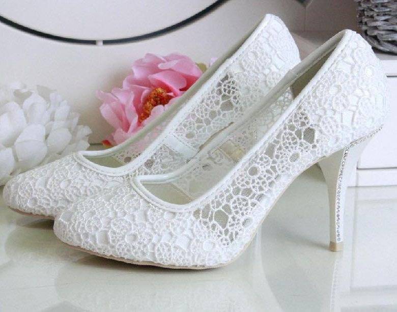 Какая обувь должна быть у невесты на церемонии бракосочетания?