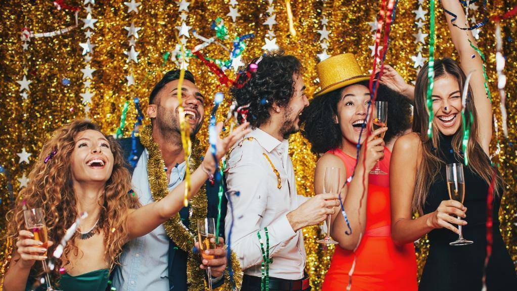 Где и как провести новогоднюю вечеринку 2016