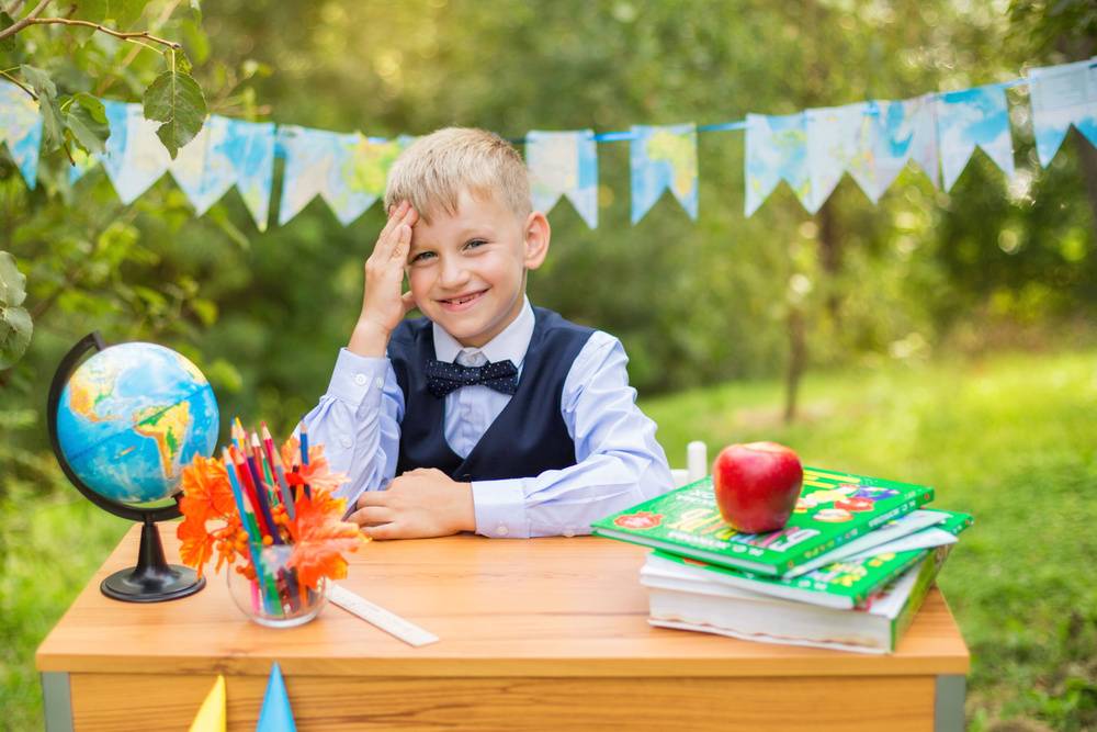 Как отмечают день рождения в школе? идеи угощения и подарков для детей - handskill.ru