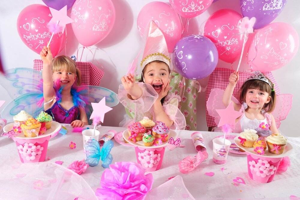 Как поздравить ребенка с днем рождения прикольно, необычно и интересно?