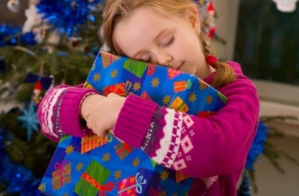 Что подарить девочке на 9 лет - идеи подарков на все случаи жизни