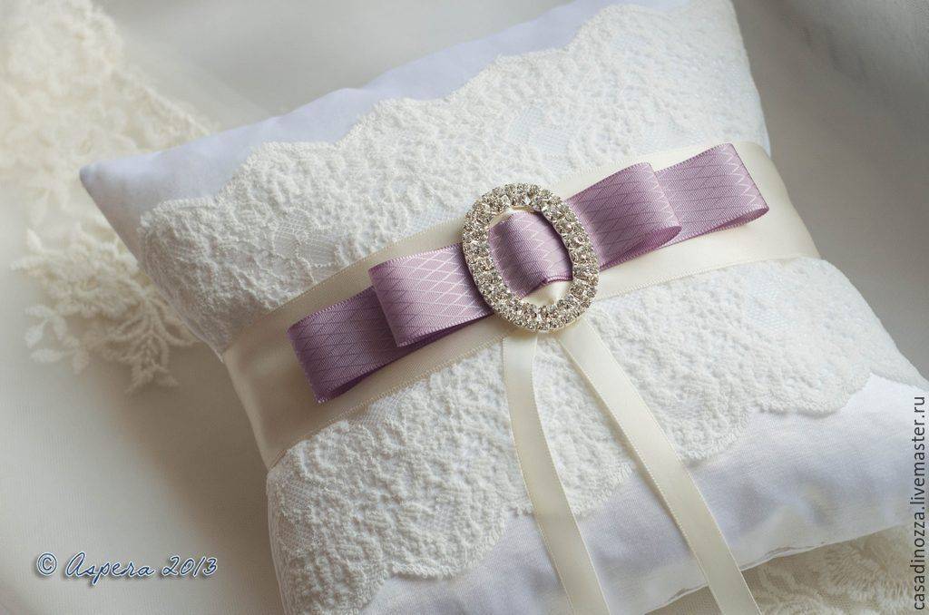 Как сшить подушечку для свадебных колец: подробная инструкция