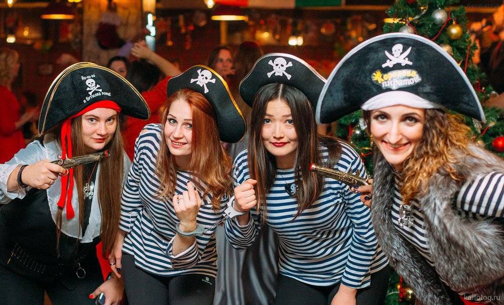 Пиратская вечеринка для взрослых и детей