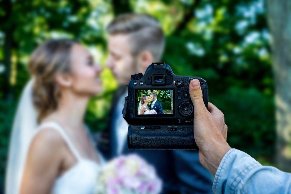 Почему не нужно экономить при выборе свадебного фотографа?