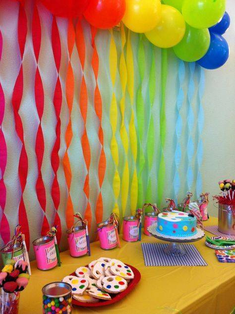 Как украсить комнату к дню рождения ребенка своими руками?