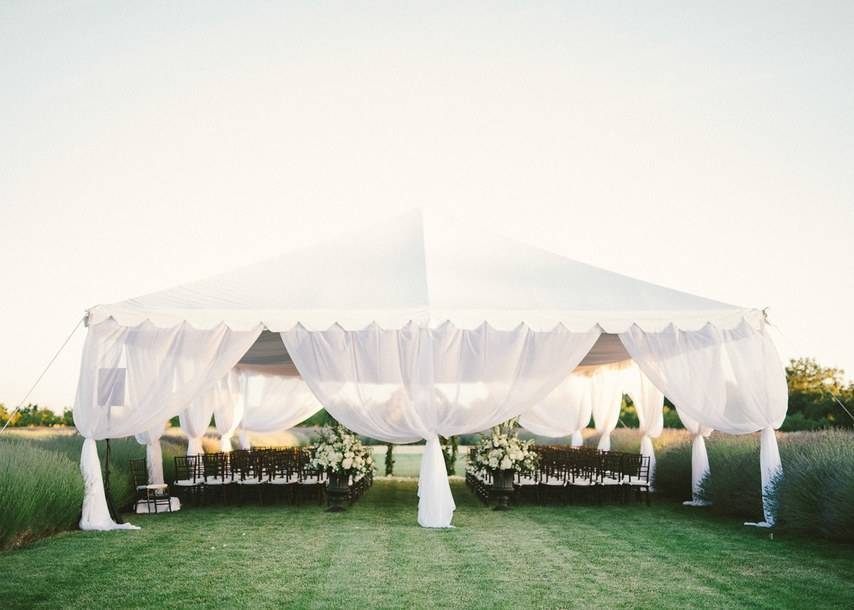 Как устроить свадьбу в шатре?