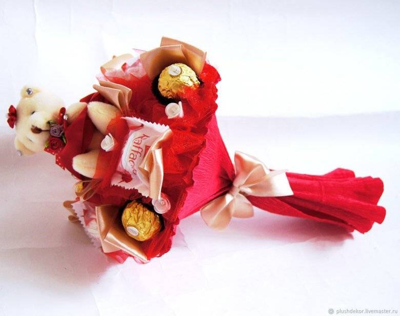 Букет из конфет – 105 фото + инструкция как сделать красивый и оригинальный сладкий букет