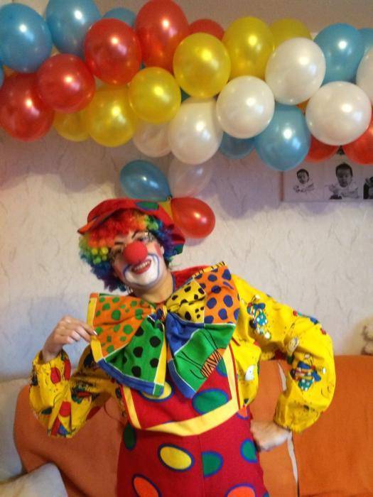 Настоящий цирк в квартире – это вызов клоуна на дом для веселья