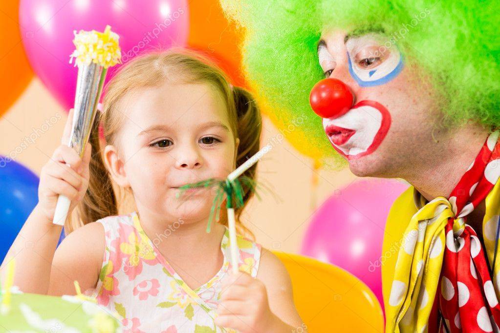 Клоун на день рождения ребенка: когда стоит его приглашать и какую программу выбрать