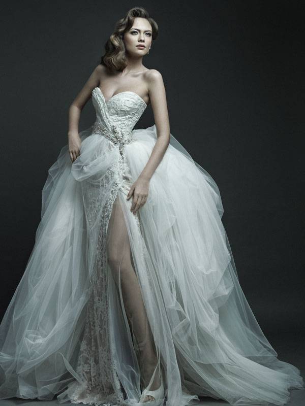 Самые красивые короткие свадебные платья 2020-2021: фото каталог свадебных платьев
