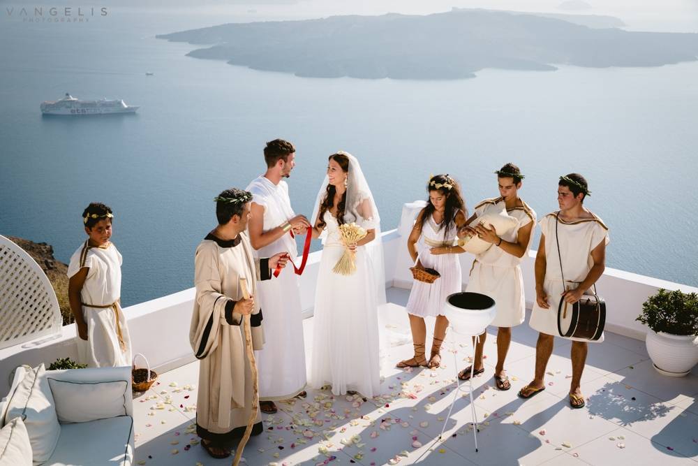 Как организовать греческую свадьбу?