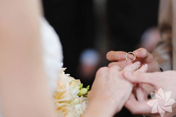 Приметы для свадьбы по месяцам: какой лучше выбрать для бракосочетания