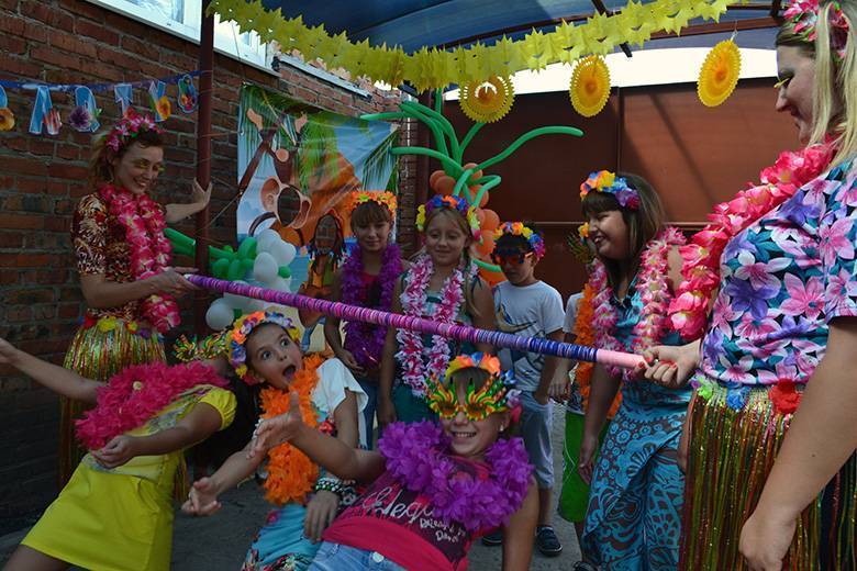 Вечеринка в гавайском стиле - оформление, конкурсы, где и как провести