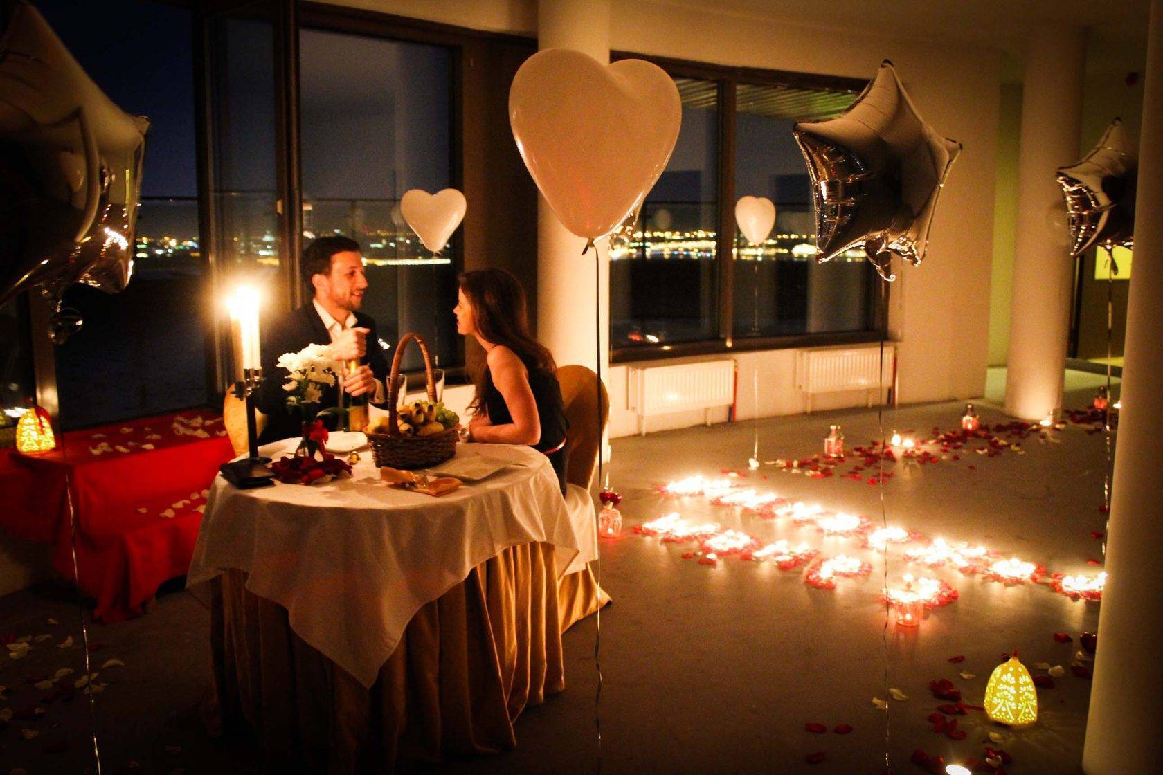 Как организовать романтический вечер в честь дня рождения
