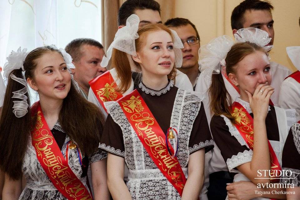 Саратовские выпускники простились со школой дистанционно