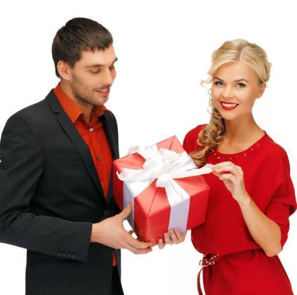 Что подарить жене на день рождения: 135 идей подарков жене