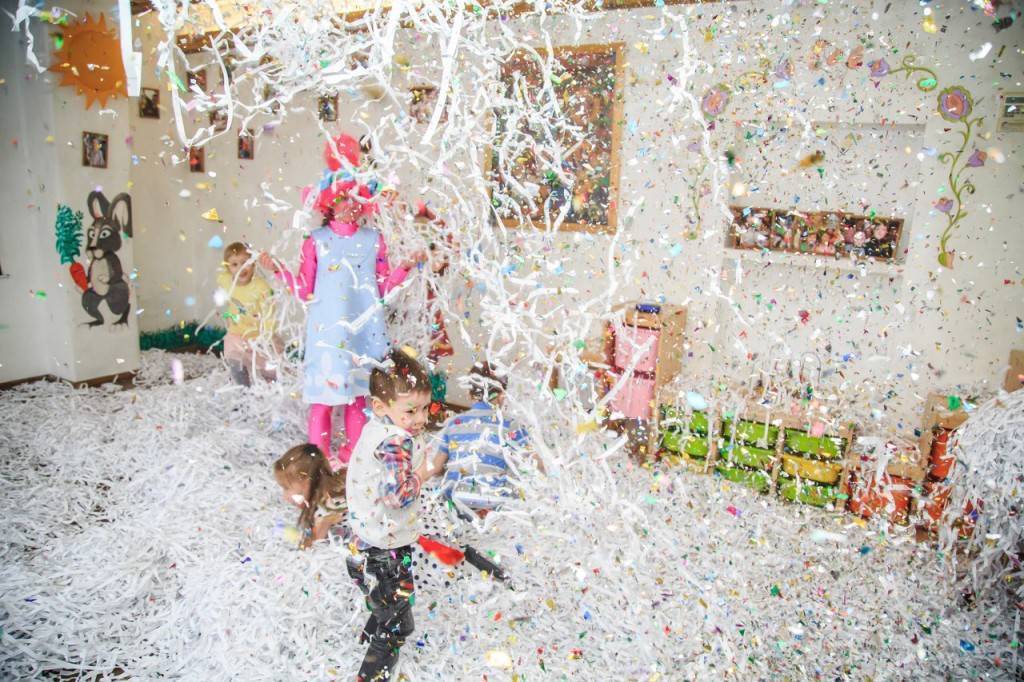 Цветная вечеринка: яркий праздник для детей и взрослых | fiestino.ru