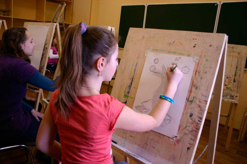 Учитель рисования: образование и первые шаги в профессии
