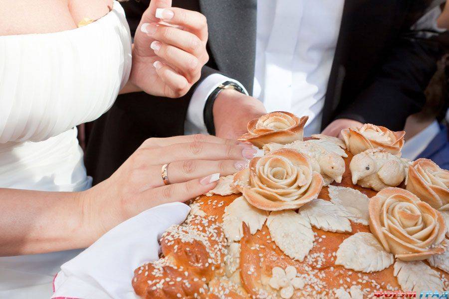 Рецепт каравая на свадьбу: пошаговая инструкция, как испечь свадебный каравай в домашних условиях, как сделать тесто, список ингредиентов