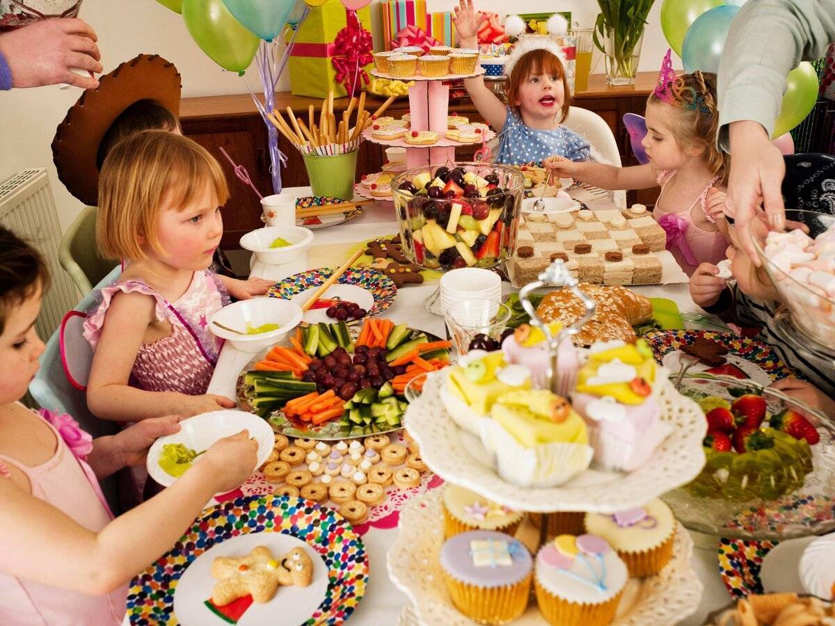 Как украсить дом или комнату ребенка к празднованию его дня рождения