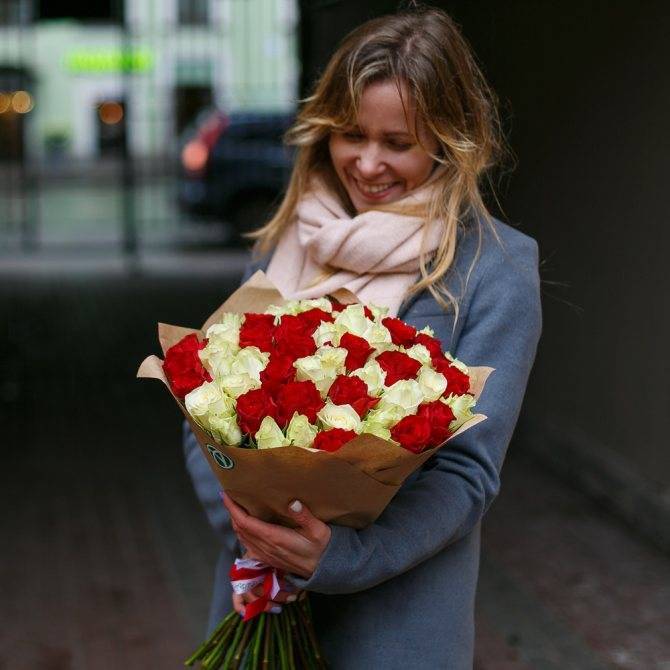 Как не заблудиться в цветочном разнообразии, или Какие цветы подарить девушке