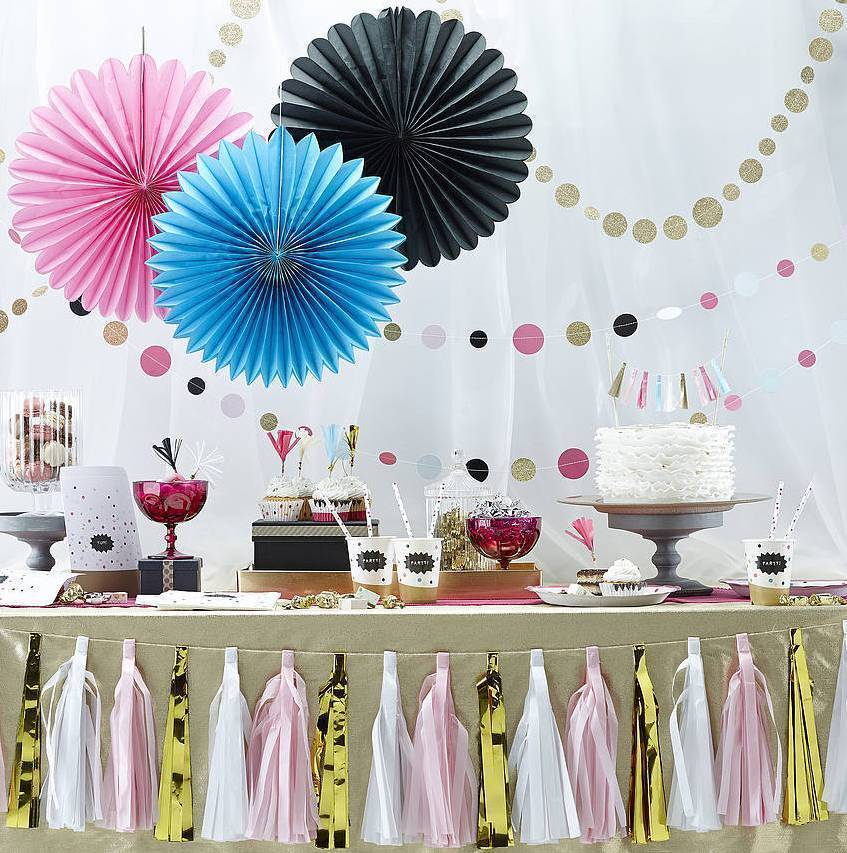 Как украсить комнату шарами своими силами. 20 идей с фото. | снова праздник!