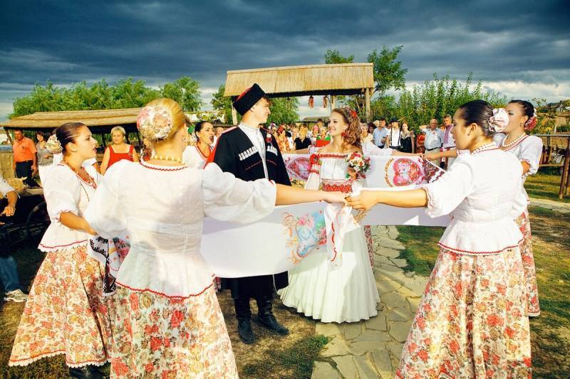 Татарская свадьба: традиции, обряды, обычаи, сватовство