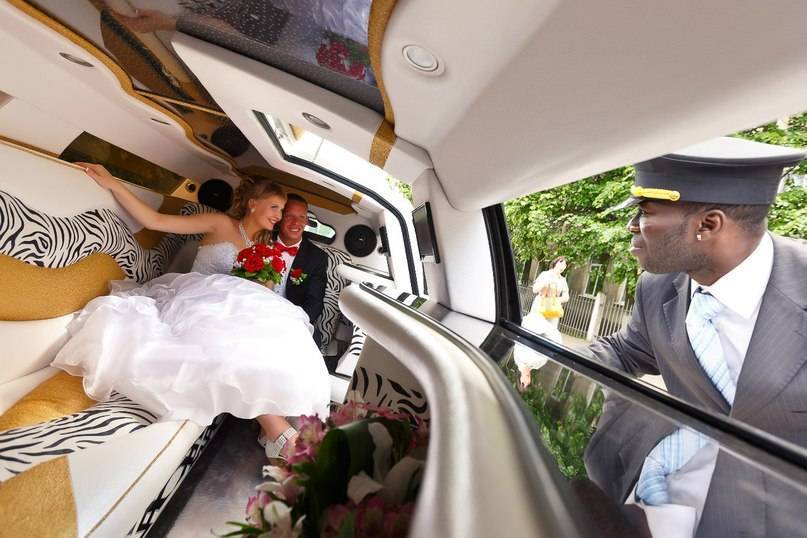 Как выбрать лимузин на свадьбу: важные этапы выбора машины