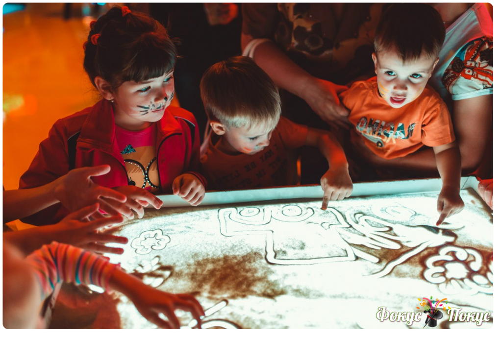 Рисование песком на световых столах для детей: мастер-класс