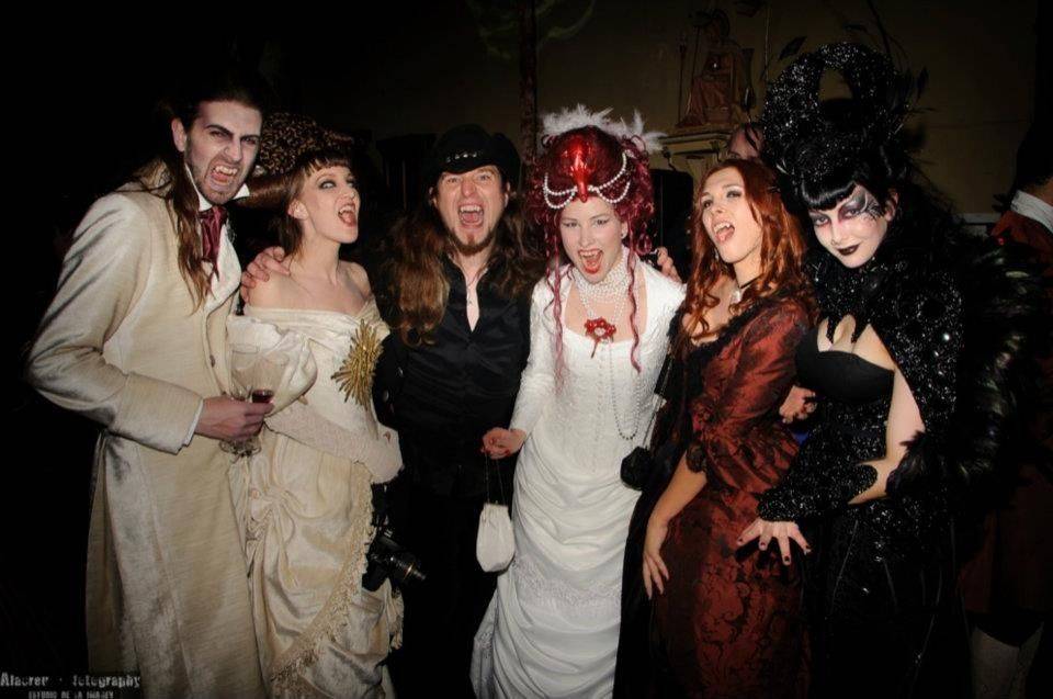 Вечеринка в стиле вамп: празднуем хэллоуин и не только