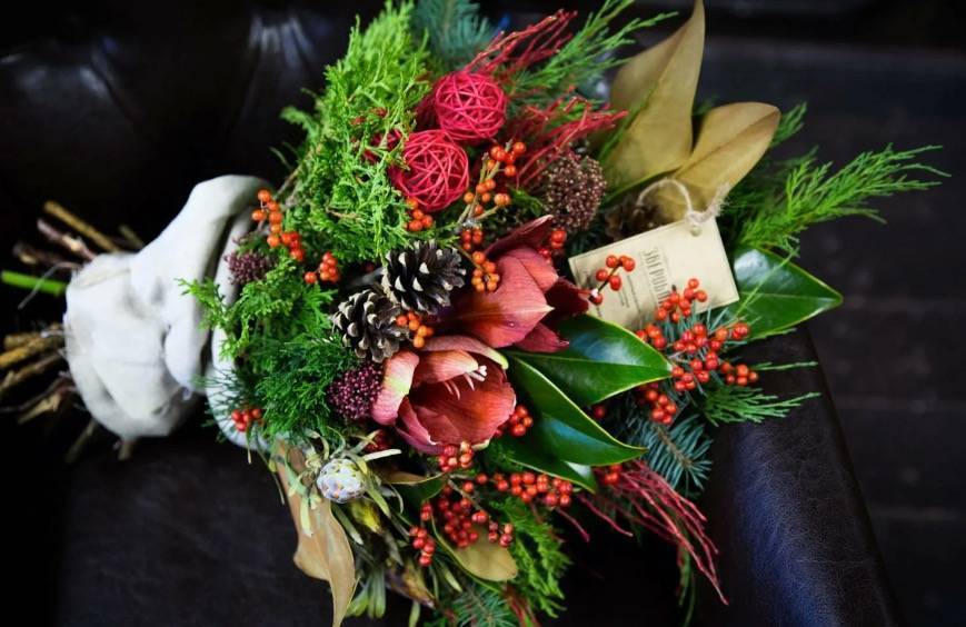 Мужские цветы в подарок — нюансы составления букетов и выбора цветов