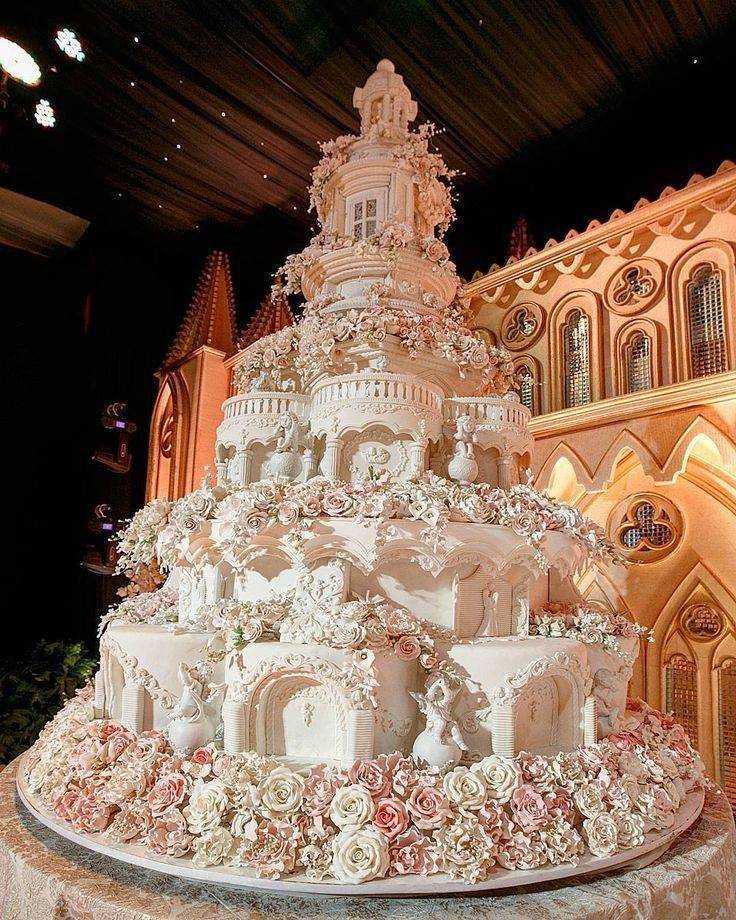 Свадебные торты знаменитостей - фото самых оригинальных и дорогих десертов