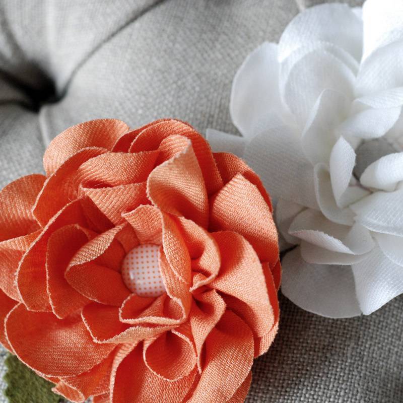 100 потрясающих идей: цветы из ткани своими руками на фото