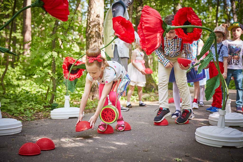 Квест для детей на улице: 10 интересных заданий простых в подготовке