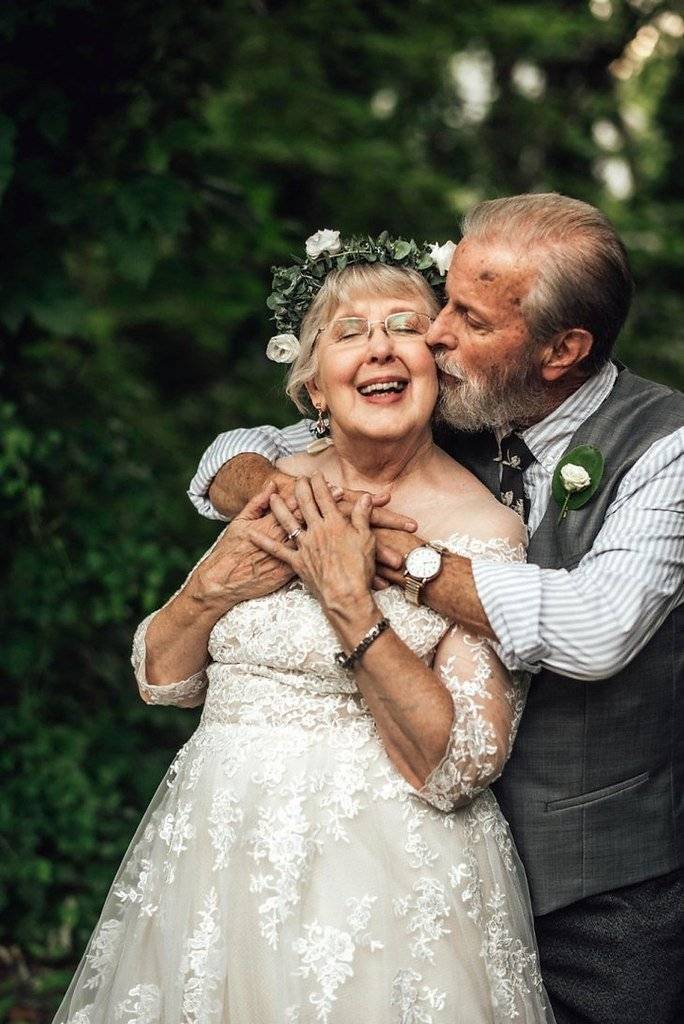 25 лет совместной жизни какая. серебряная свадьба: как отметить годовщину и что на неё подарить