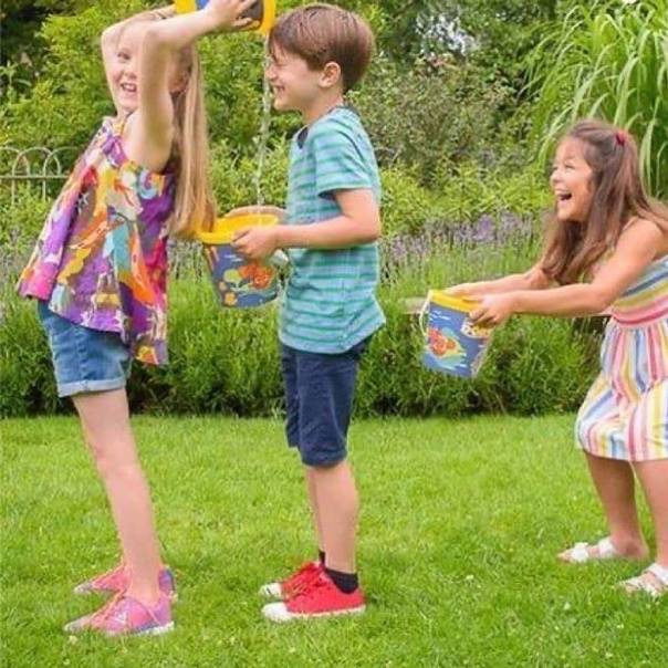 Как развлечь детей летом? Развивающие игры на природе
