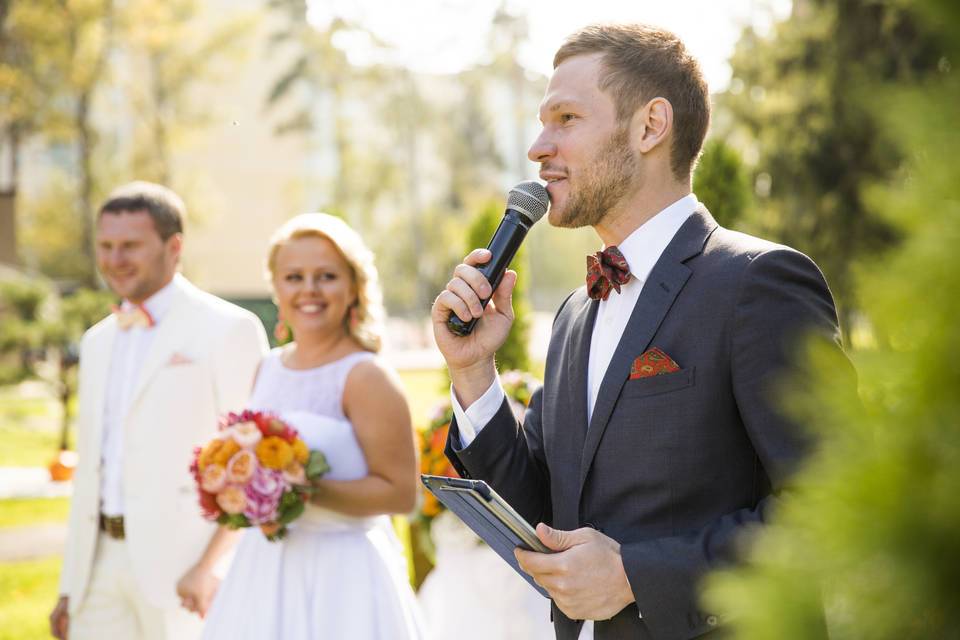 10 вопросов, которые нужно задать свадебному ведущему - свадебная статья, 30 сентября 2020