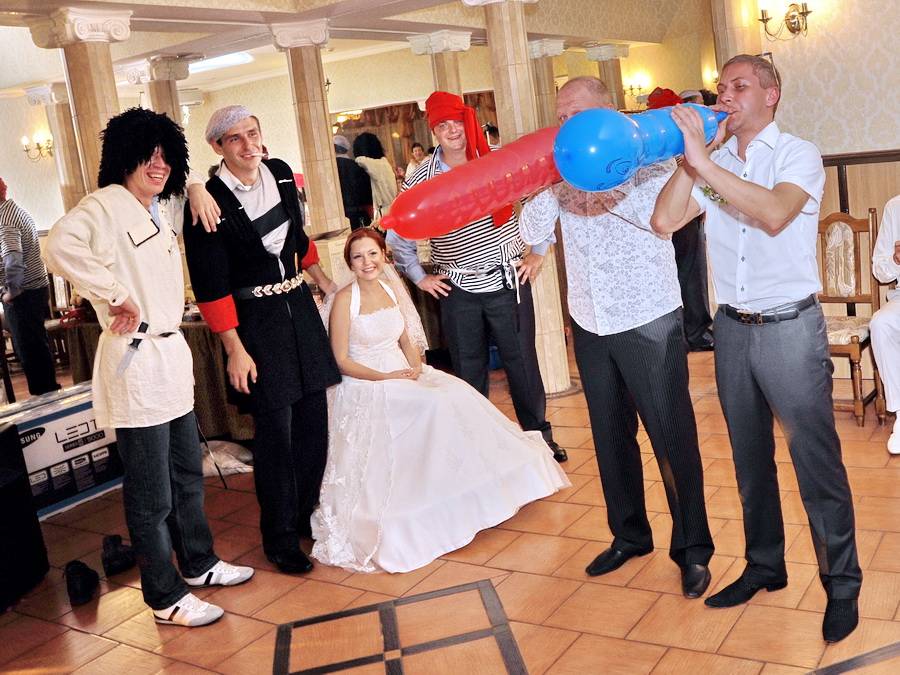 Музыкальные конкурсы на свадьбу для гостей – песенные, танцы