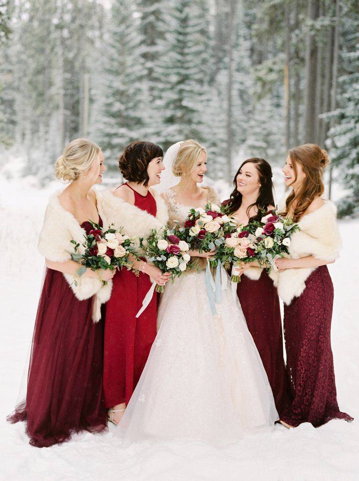 ᐉ свадебный зимний наряд невесты не пышное. в чем пойти зимой на свадьбу - svadba-dv.ru