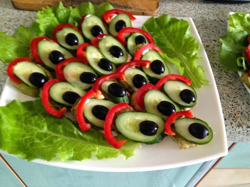 Оформление салатов на детский праздник