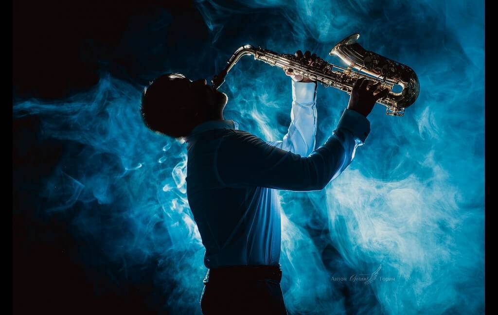 Саксофон на празднике – чарующее звучание