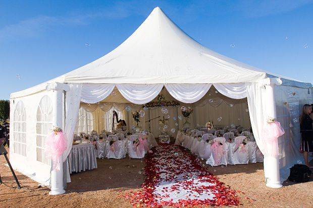 Свадьба в шатре – атмосферное торжество на природе