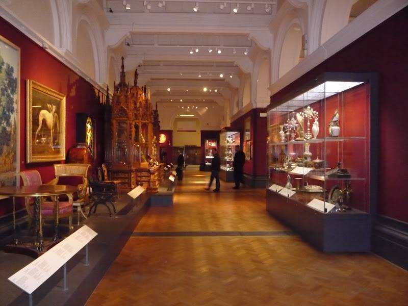 Самый крупный и самый первый: музей виктории и альберта - дпи журнал