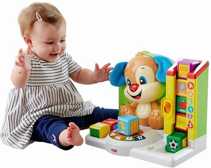 Что подарить девочке на 2 года: полный список игрушек для малышки
