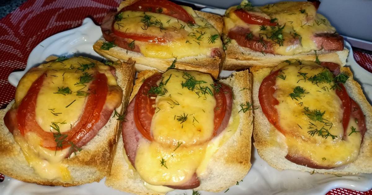 Горячие бутерброды на сковороде — 9 вкусных рецептов приготовления на скорую руку