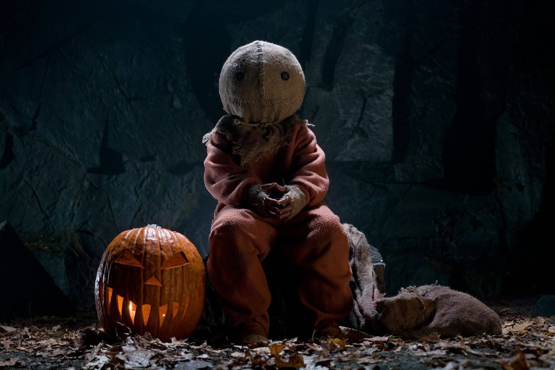 29 фильмов на хэллоуин для детей и подростков